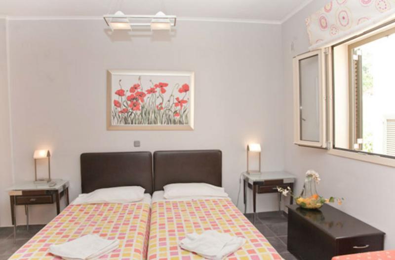 Liocharis Apartments 劳德哈塔 外观 照片